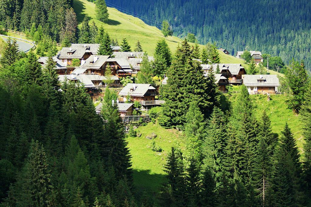Almdorf Seinerzeit Hotel Wiedweg Exterior foto