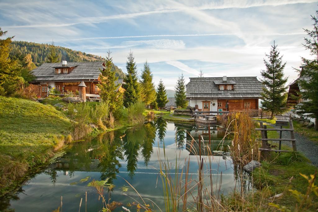 Almdorf Seinerzeit Hotel Wiedweg Exterior foto